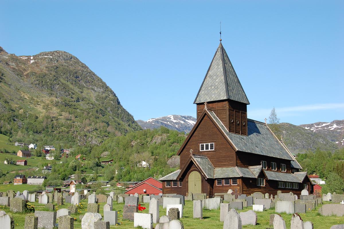 کلیساهای عجیب و تمام چوبی در نروژ